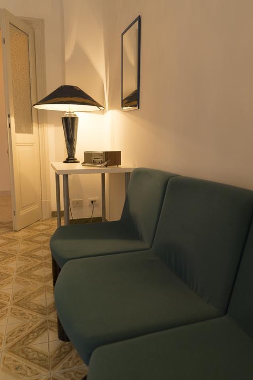 Trastevere Corner Eight Rome Bagian luar foto