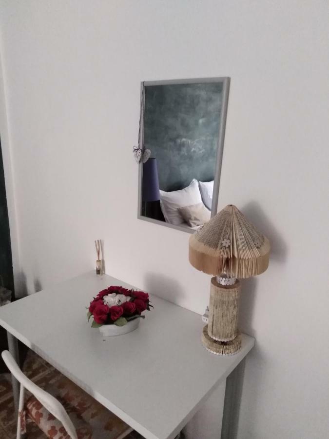 Trastevere Corner Eight Rome Bagian luar foto
